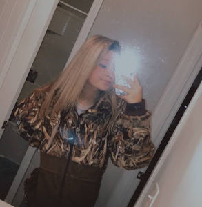 Meet your Posher, Stevee